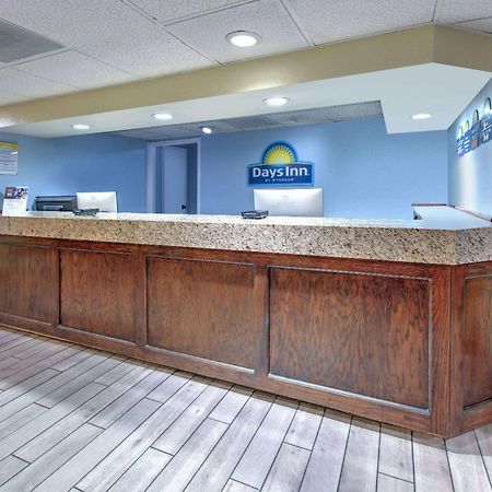Days Inn By Wyndham Greenville Ms Exteriér fotografie