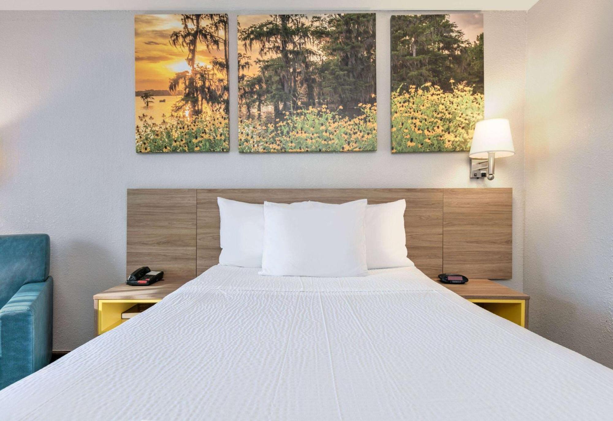 Days Inn By Wyndham Greenville Ms Exteriér fotografie