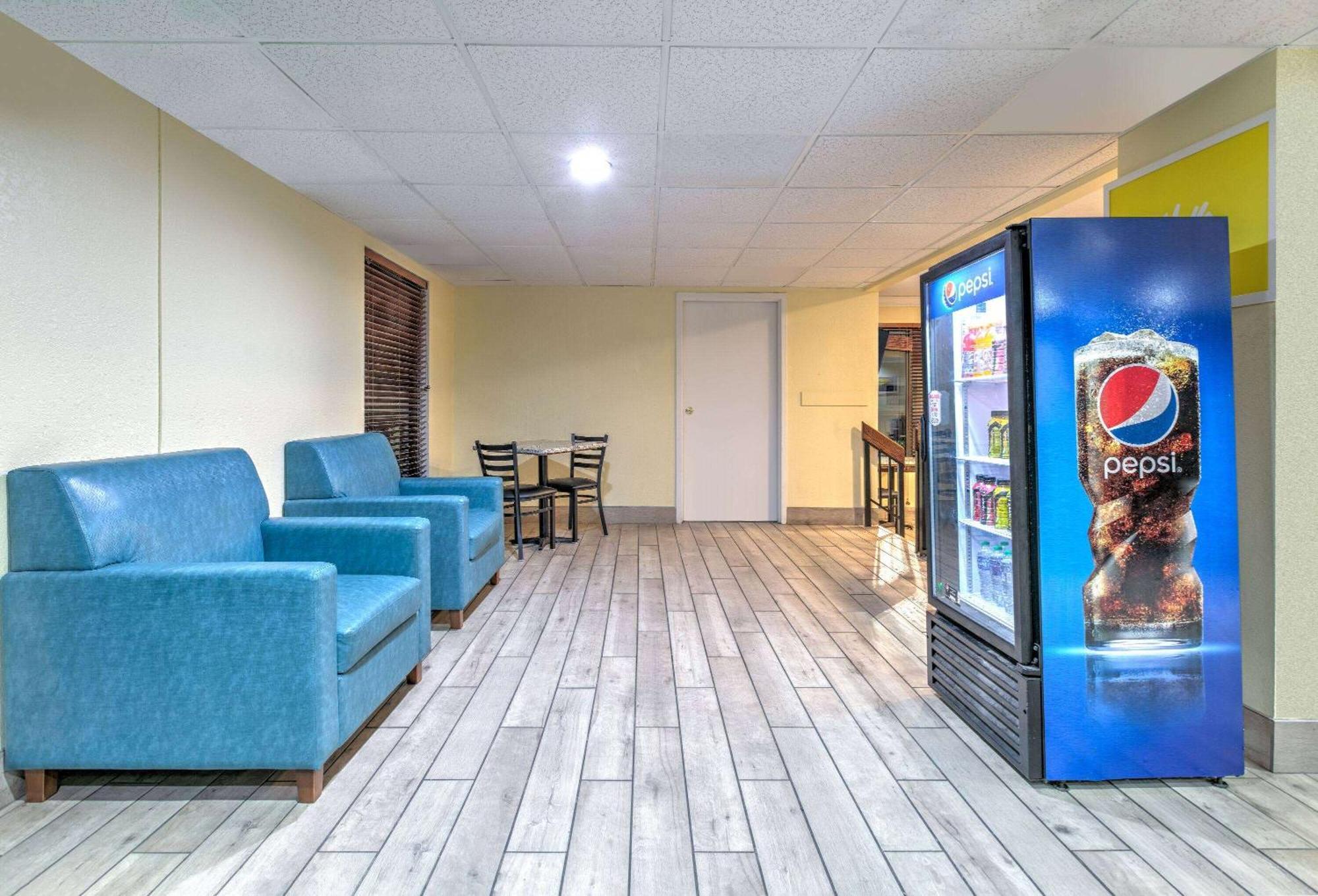 Days Inn By Wyndham Greenville Ms Exteriér fotografie