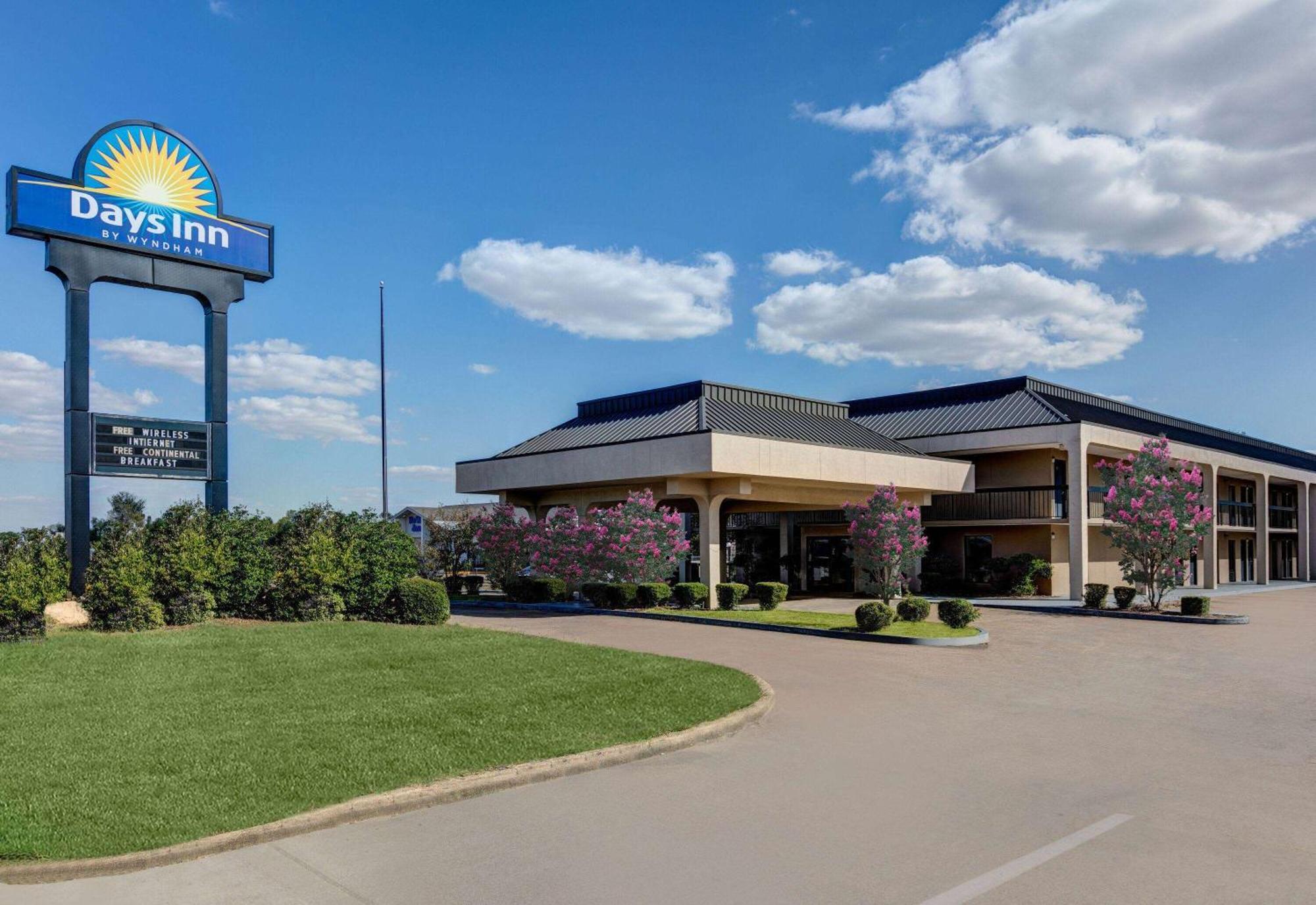 Days Inn By Wyndham Greenville Ms Exteriér fotografie